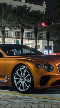 Bentley Continental GT V8 Coupe przodem
