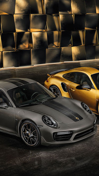 Czarne Porsche 911 Turbo S Exclusive