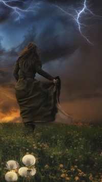 Kobieta i burza