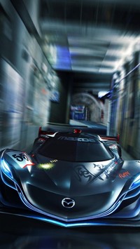 Mazda w tunelu