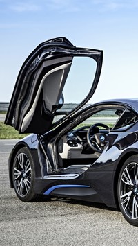 Otwarte drzwi BMW i8