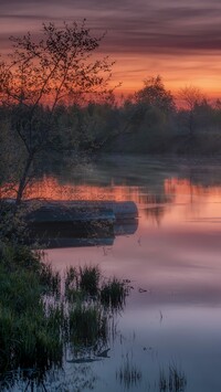 Rzeka Dubna o zachodzie słońca