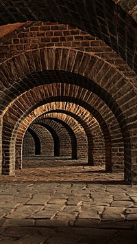Sklepienie łukowe w tunelu