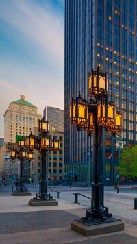 Ulica z latarniami w Montrealu