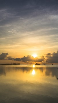 Wietnamska wyspa o świcie