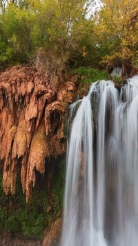 Wodospad Fifty Foot Falls w Arizonie