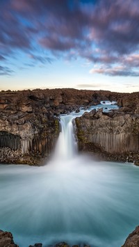 Wodospad w Islandii