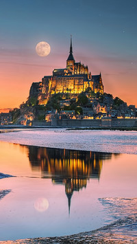 Wyspa Mont Saint-Michel we Francji