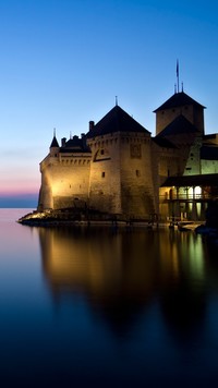 Zamek na wodzie