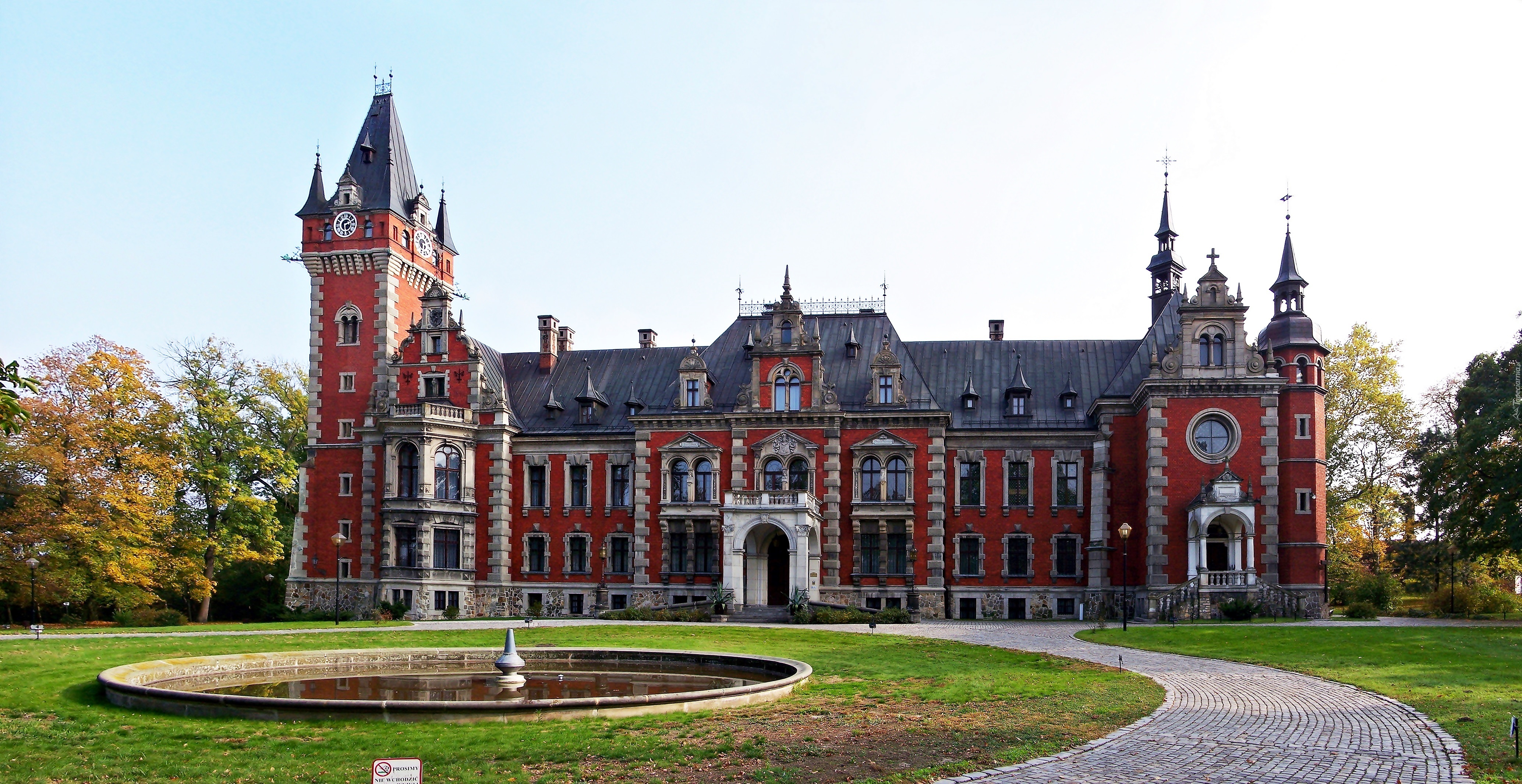 Pałac, Pławniowice, Polska