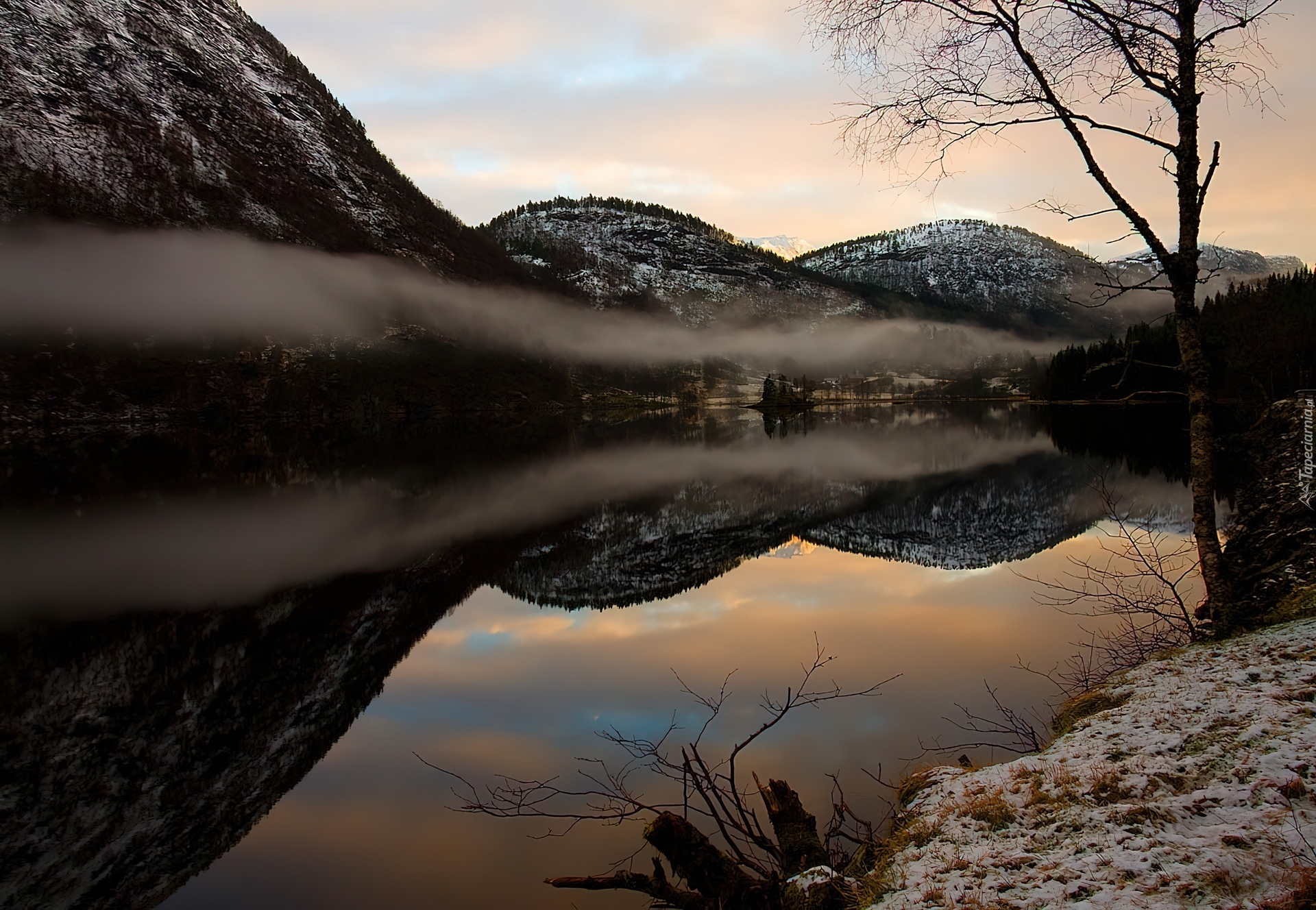 Jezioro, Góry, Mgła, Odbicie, Jolstravatnet, Norwegia