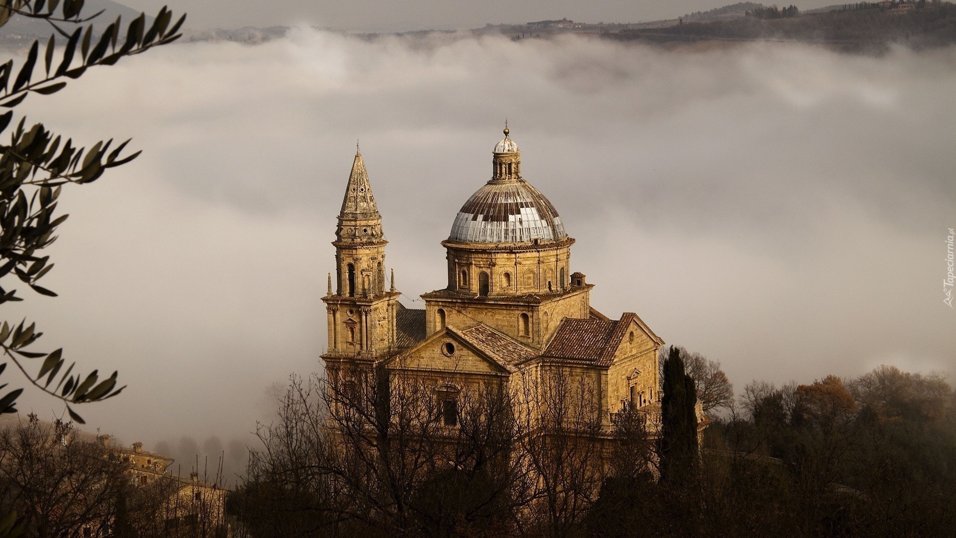 Kościół, Mgła, Włochy
