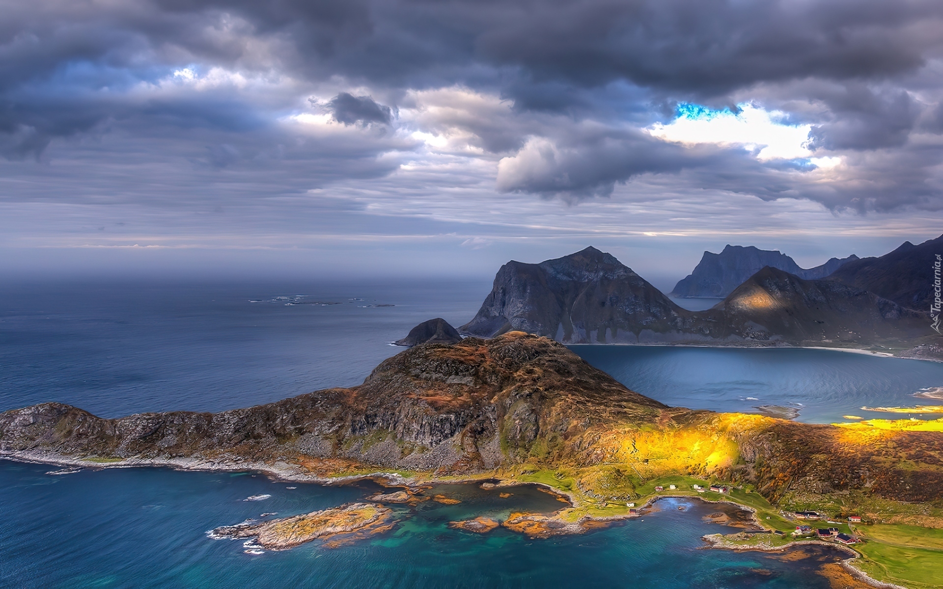 Lofoten, Archipelag, Domy, Chmury, Norwegia