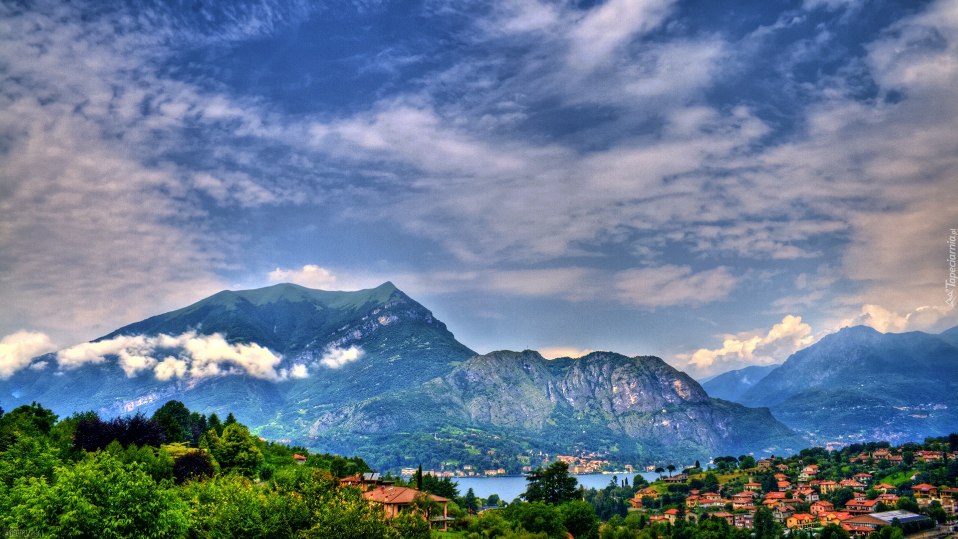 Miasteczko, Góry, Włochy