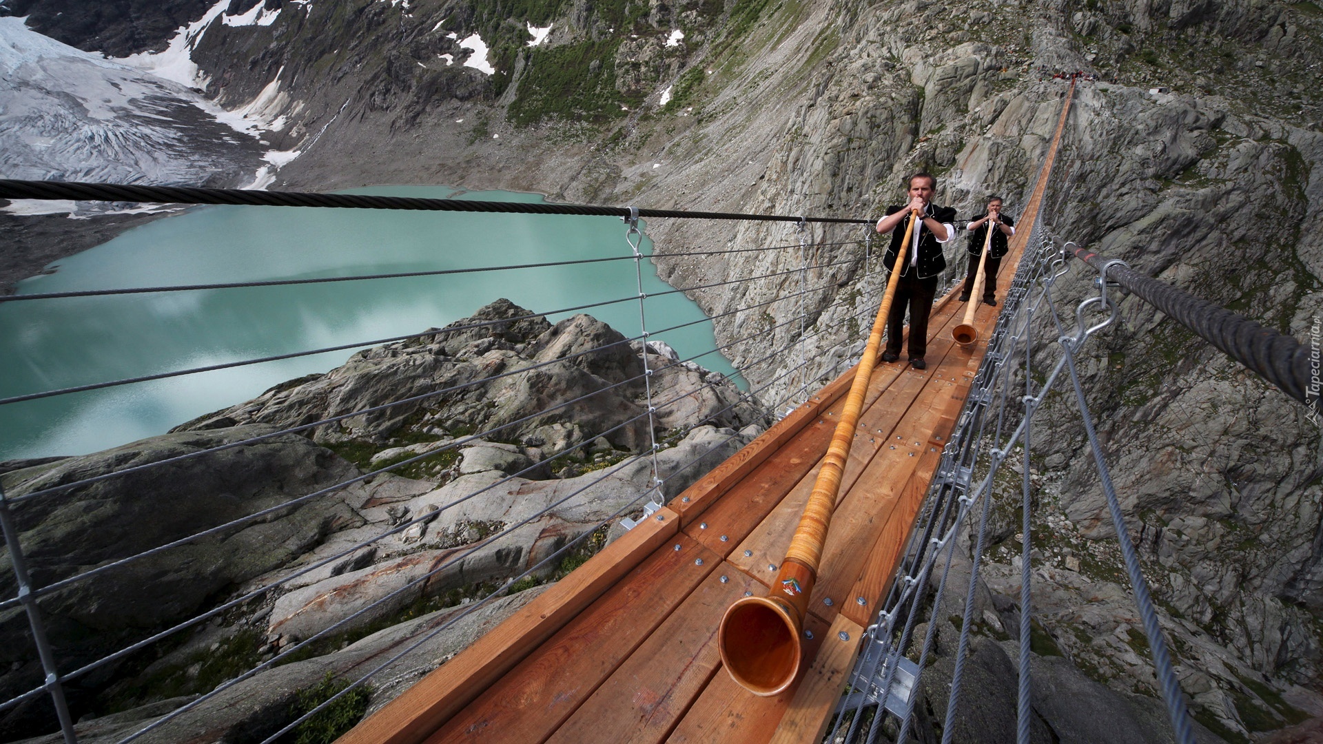 Góry, Jezioro, Most, Wiszący, Mężczyźni, Instrument, Róg Alpejski