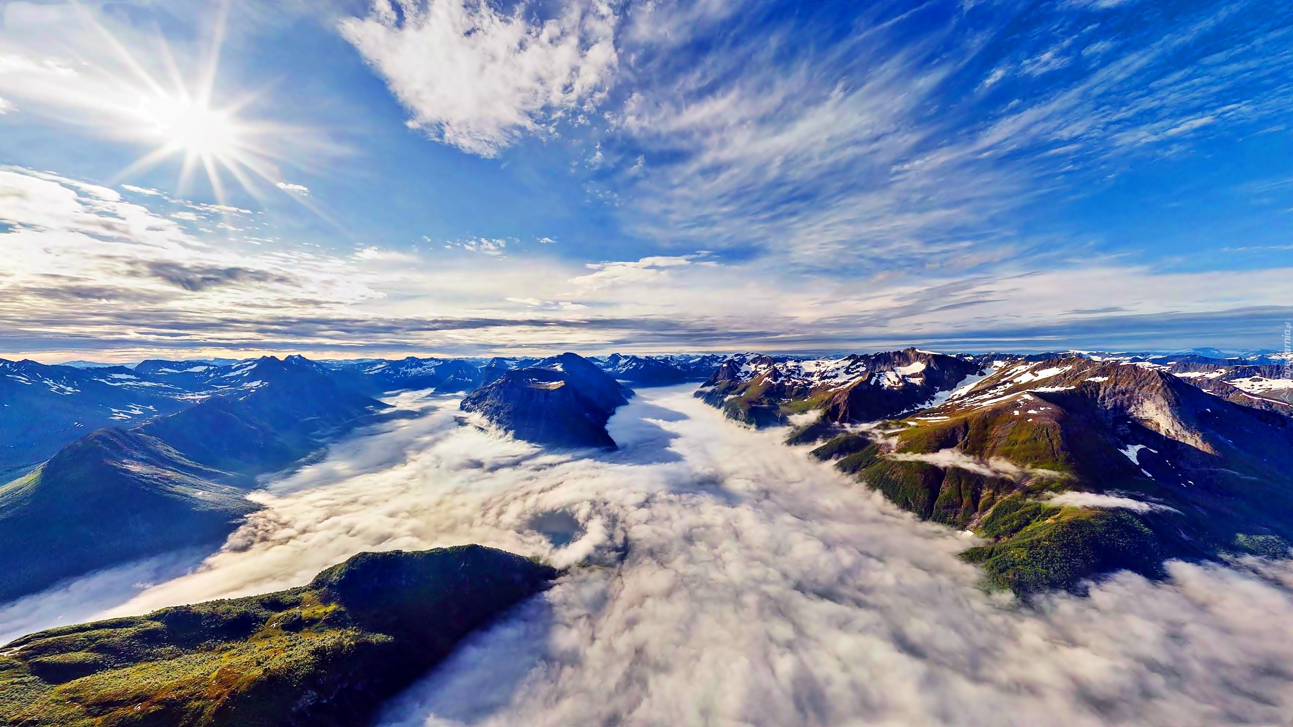 Góry, Chmury, Promienie, Słońca, Nad Fiordami, Z lotu ptaka