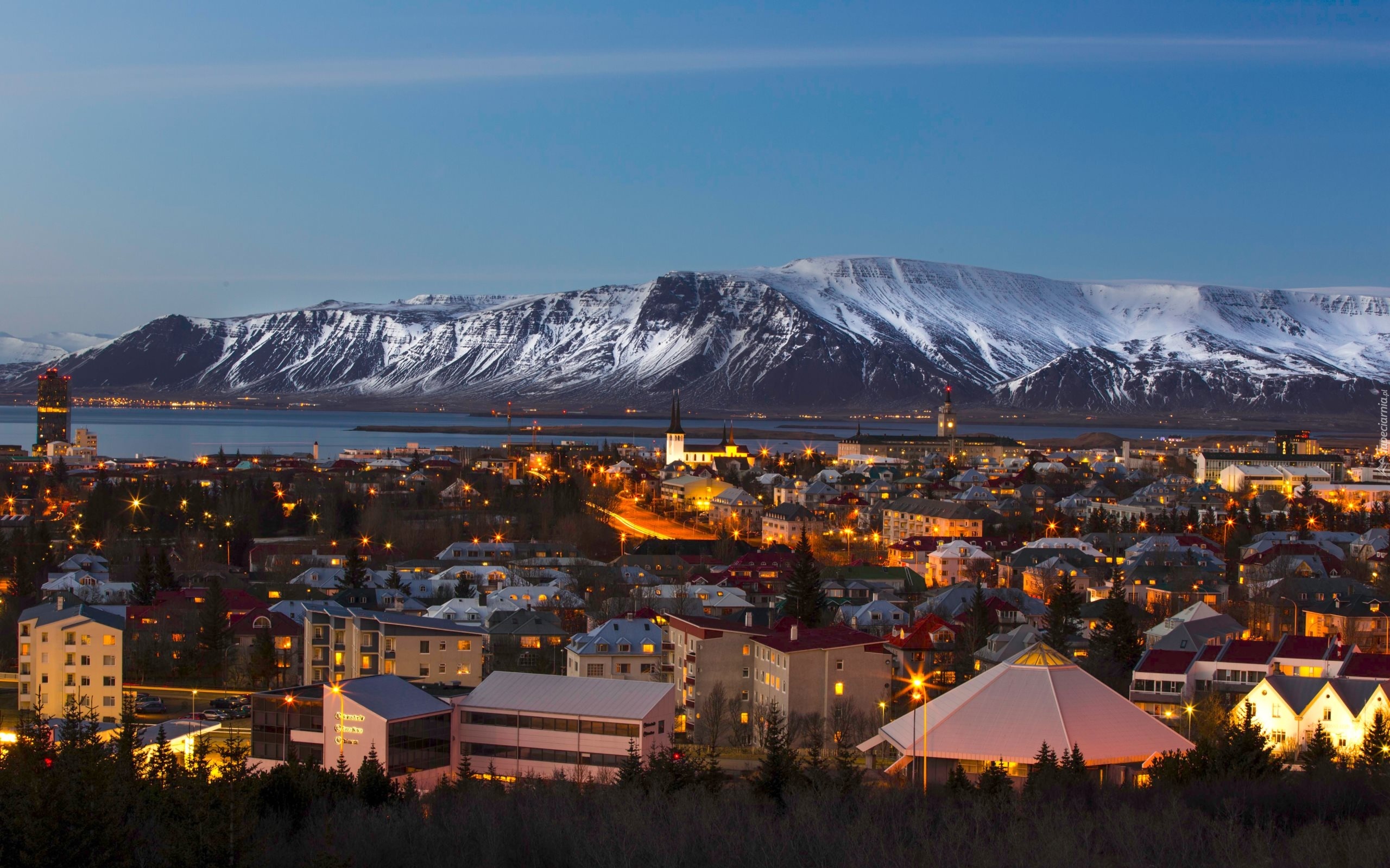 Islandia, Reykjavik, Miasto, Góry, Rzeka