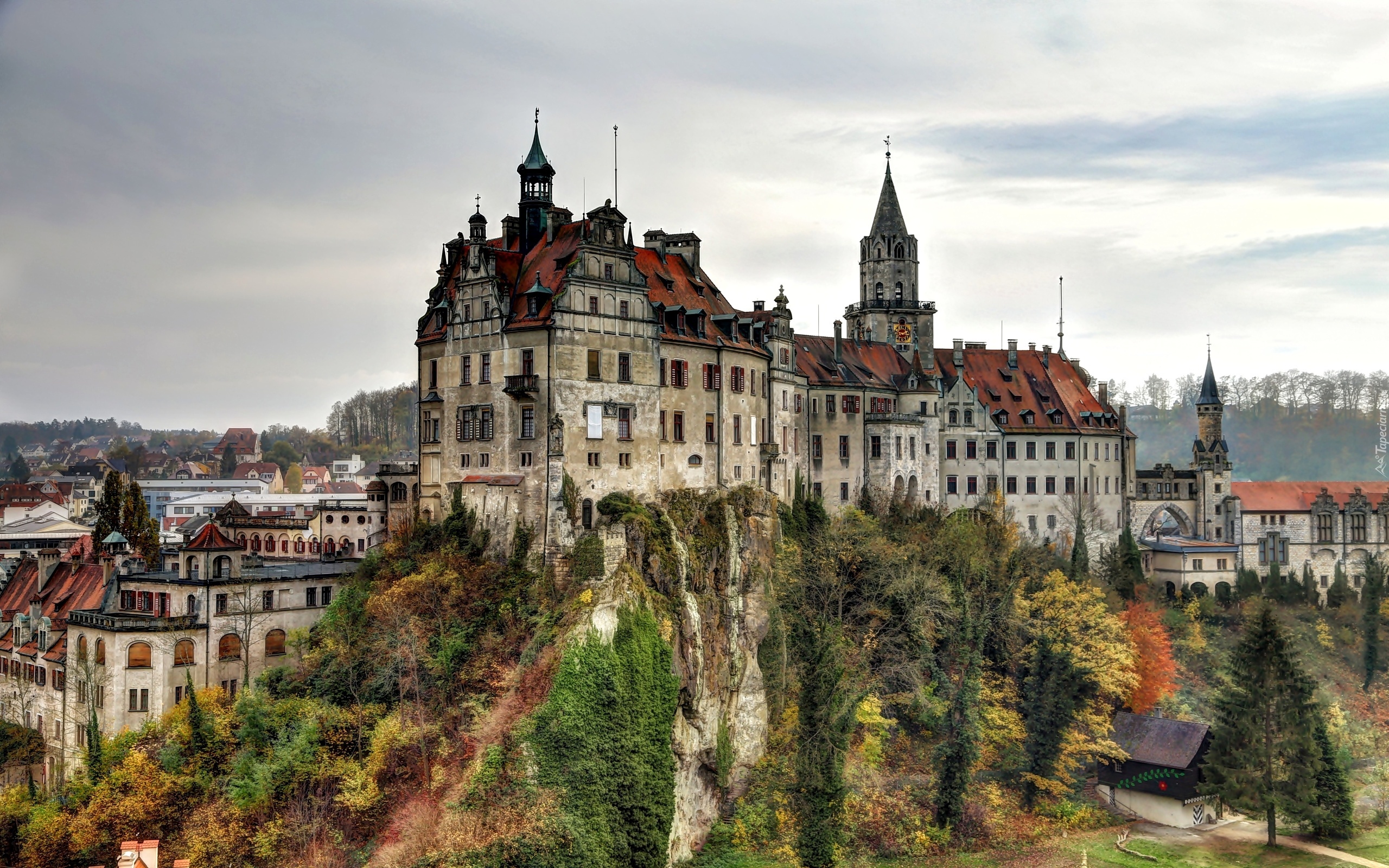 Zamek Sigmaringen, Badenia - Wirtembergia, Niemcy, Skała, Domy