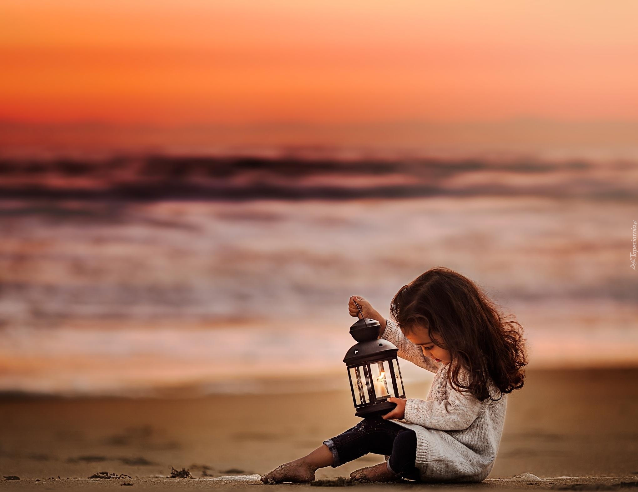 Mała, Dziewczynka, Plaża, Lampion