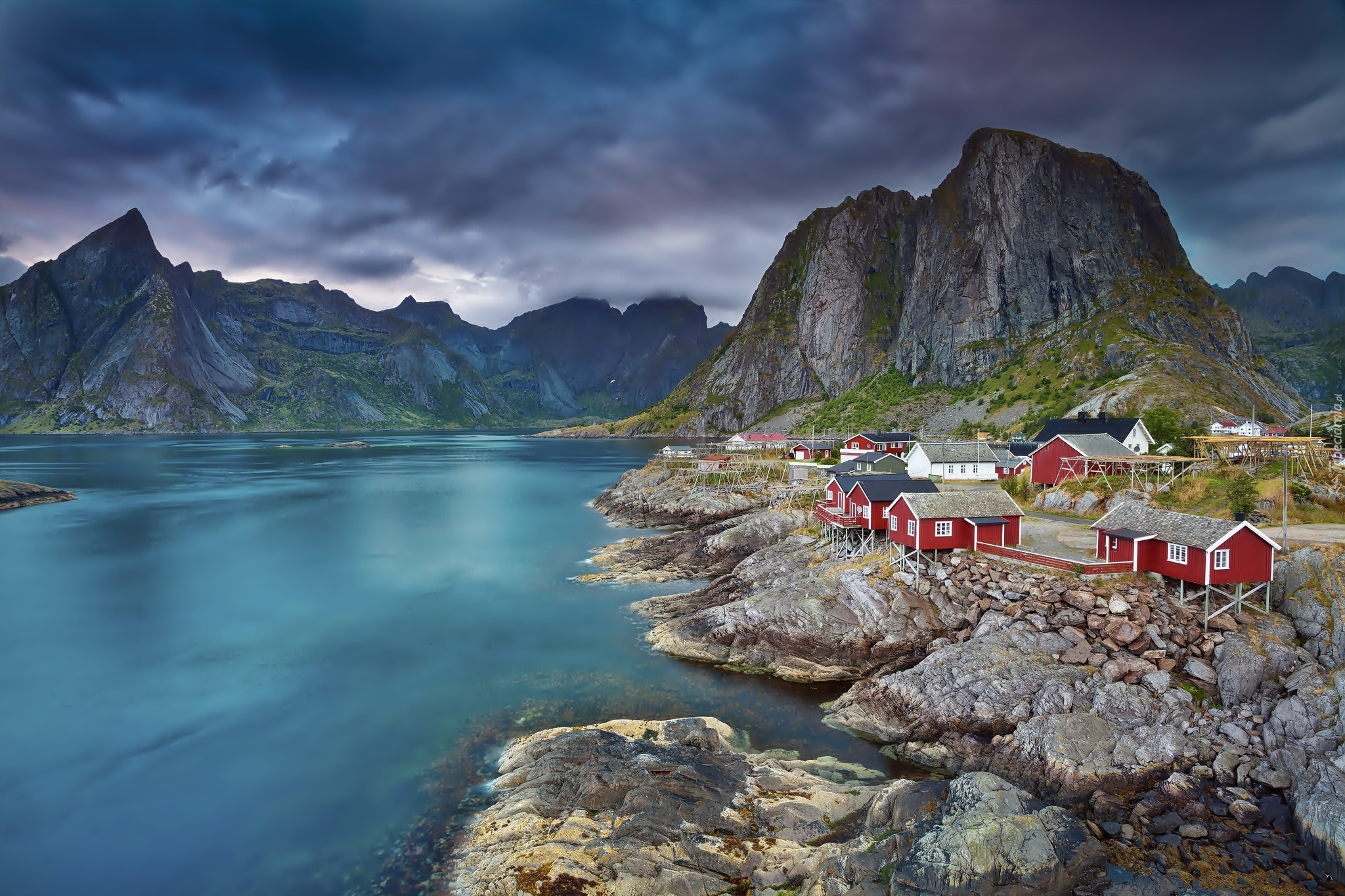 Domy, Góry, Jezioro, Norwegia