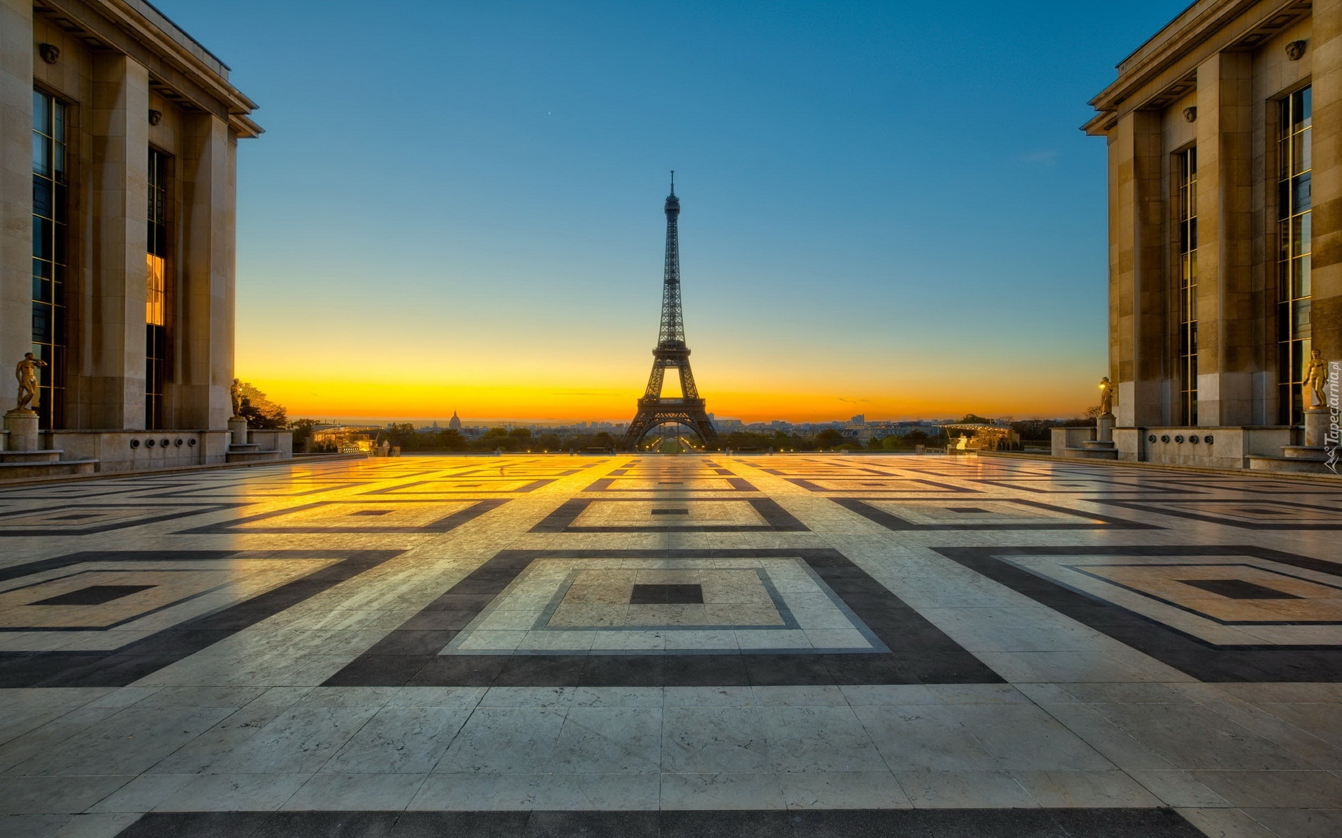 Francja, Paryż, Wieża Eiffla, Plac