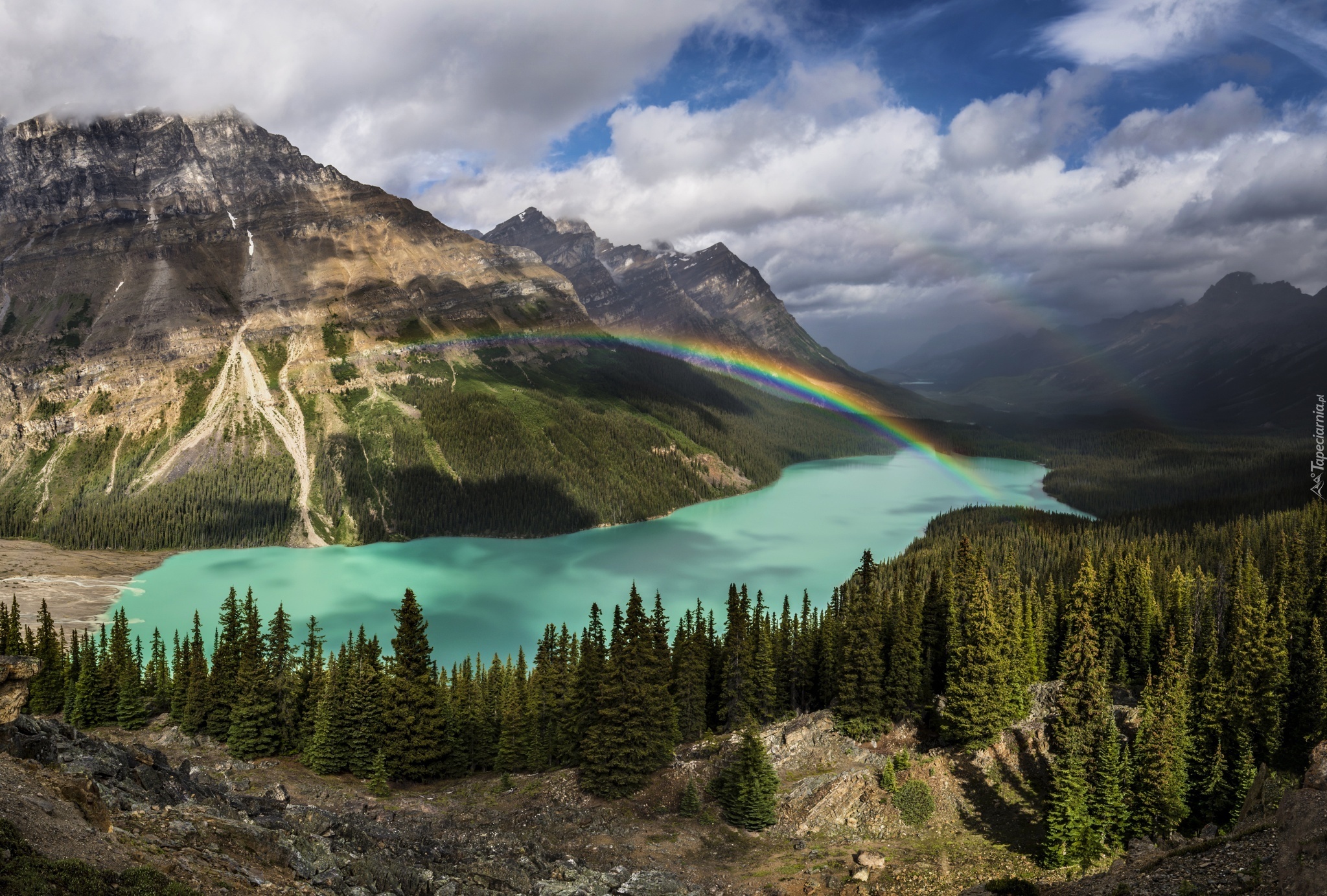 Góry, Jezioro Peyto Lake, Park Narodowy Banff, Prowincja Alberta, Kanada, Tęcza