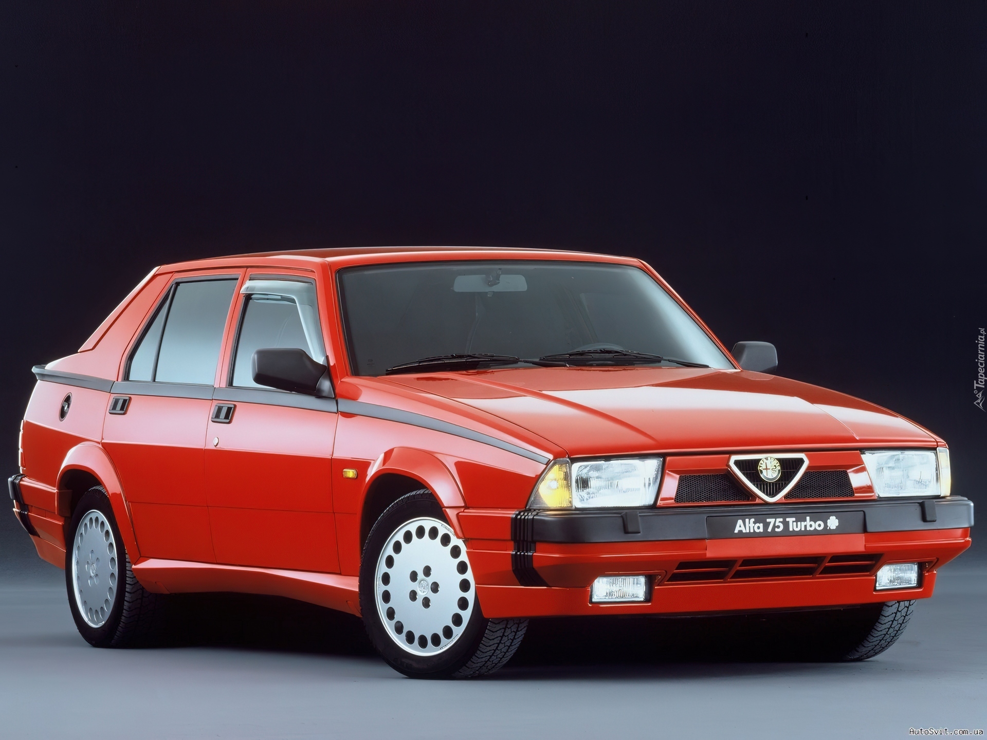 Alfa Romeo 75, Turbo
