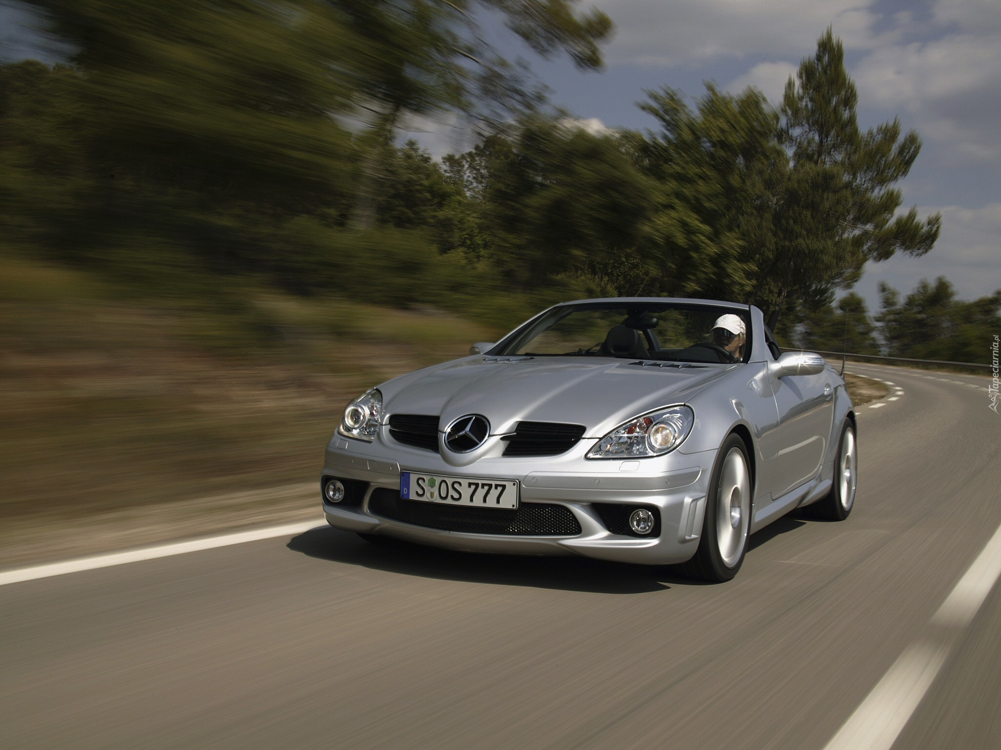 Sportowy mercedes