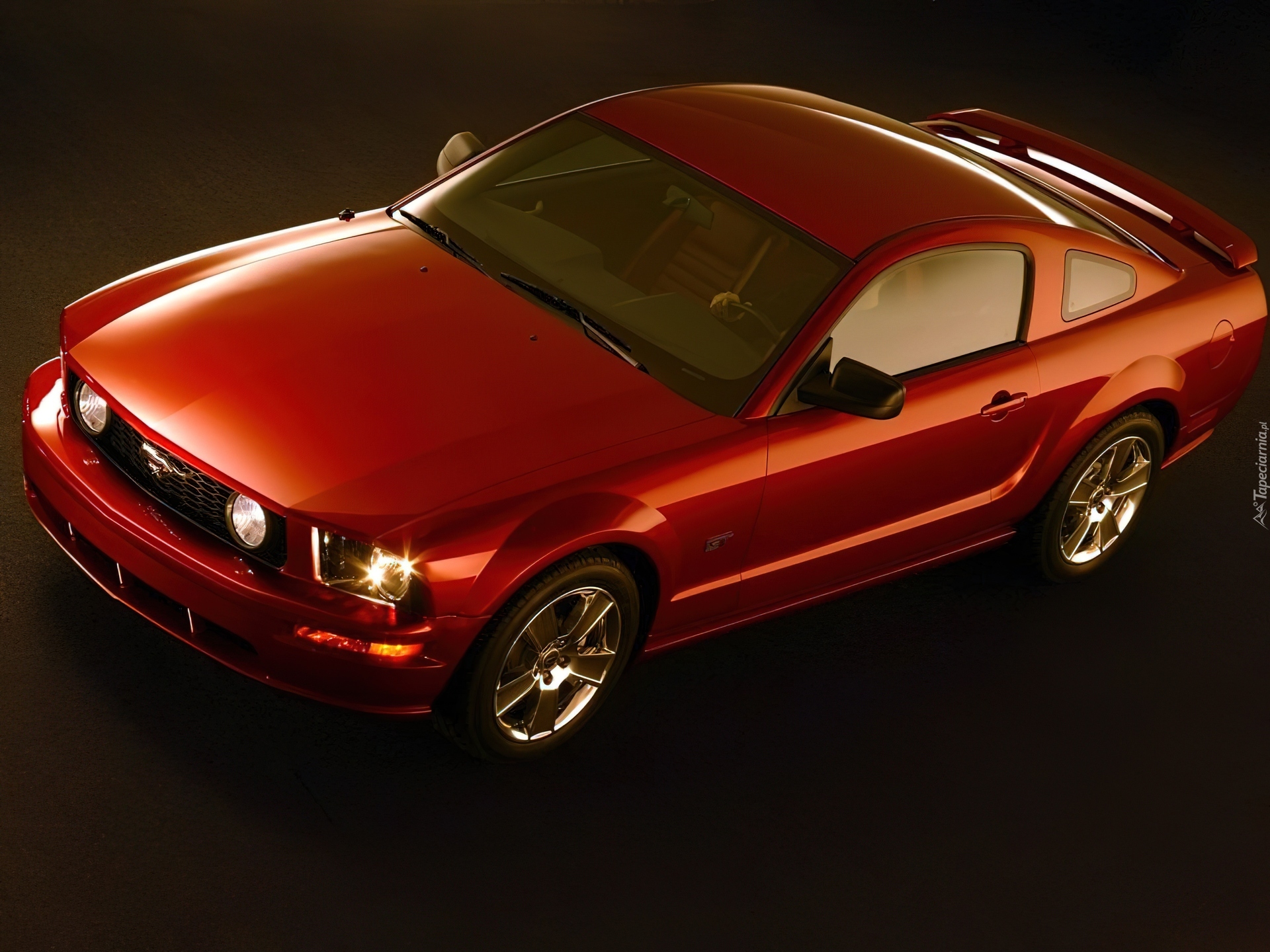 Czerwony, Ford Mustang
