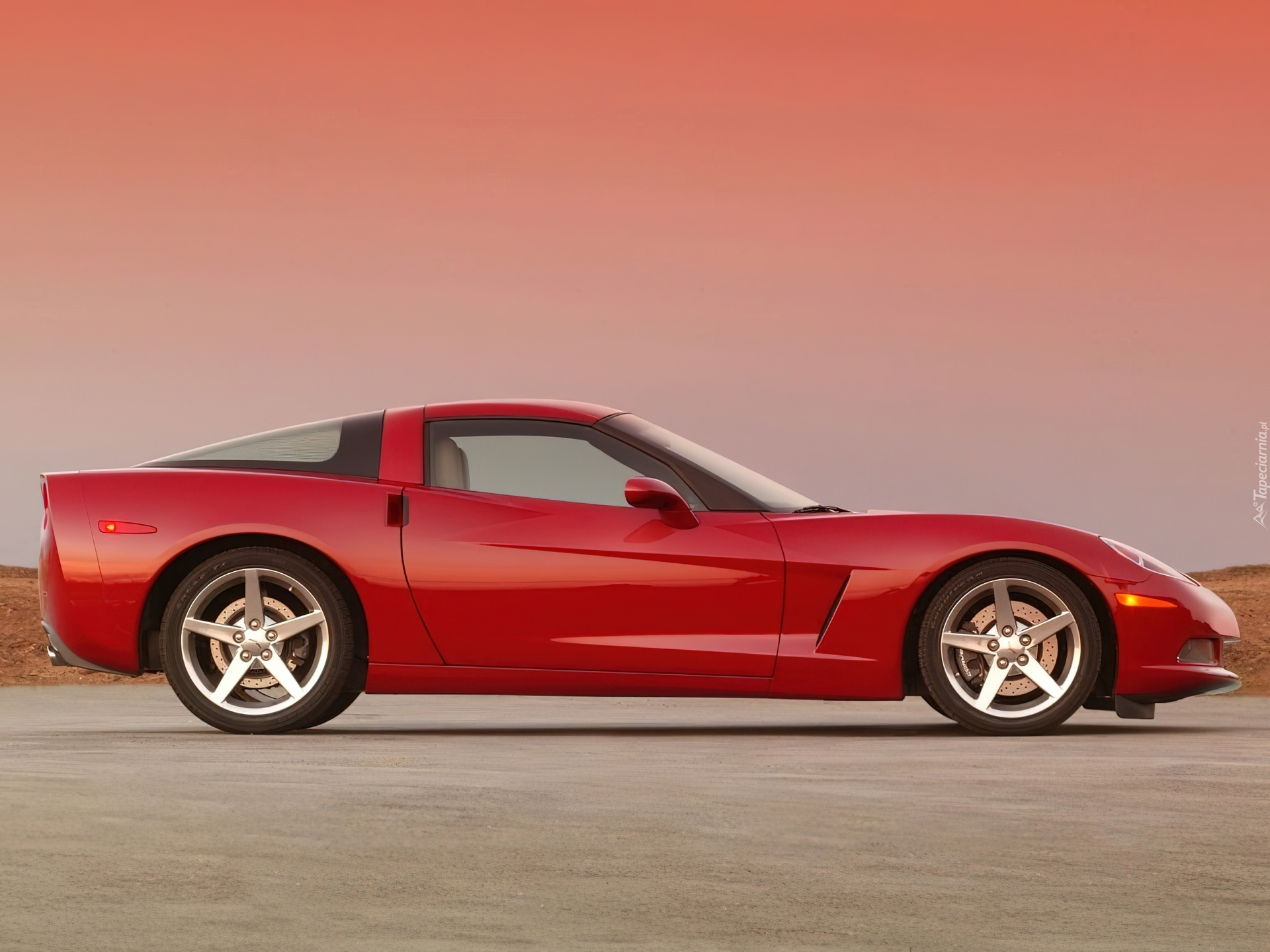 Czerwona,  Corvette
