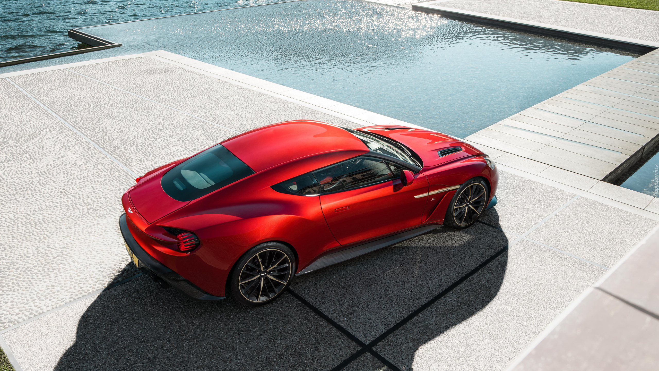 Czerwony, Aston Martin Vanquish Zagato Concept, 2016