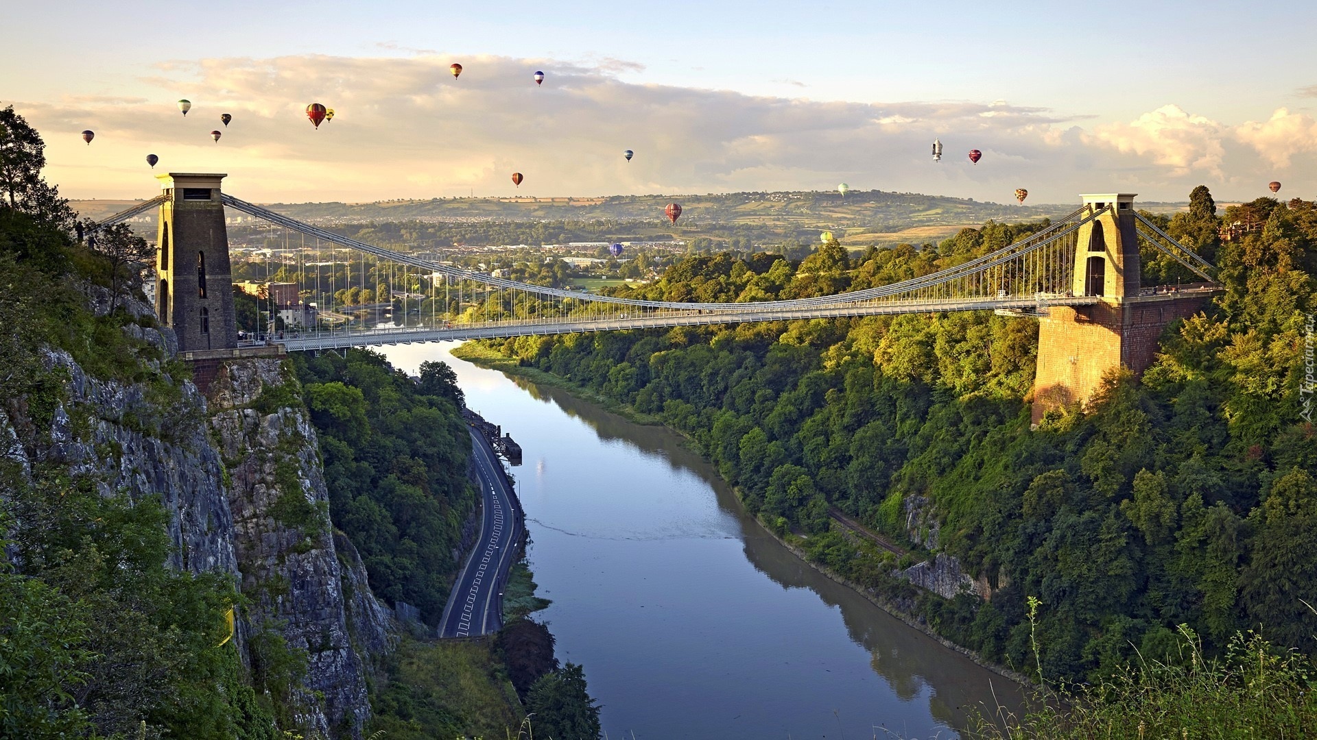 Rzeka, Avon River, Skały, Lasy, Most, Clifton Suspension Bridge, Balony, Bristol, Anglia