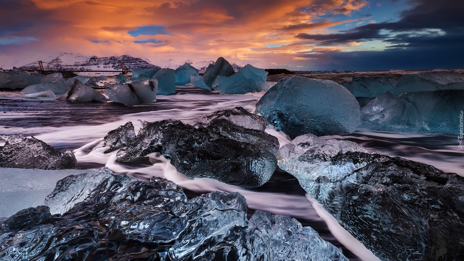 Islandia, Jezioro Jokulsarlon, Bryły, Lód, Góry, Zachód słońca, Zima