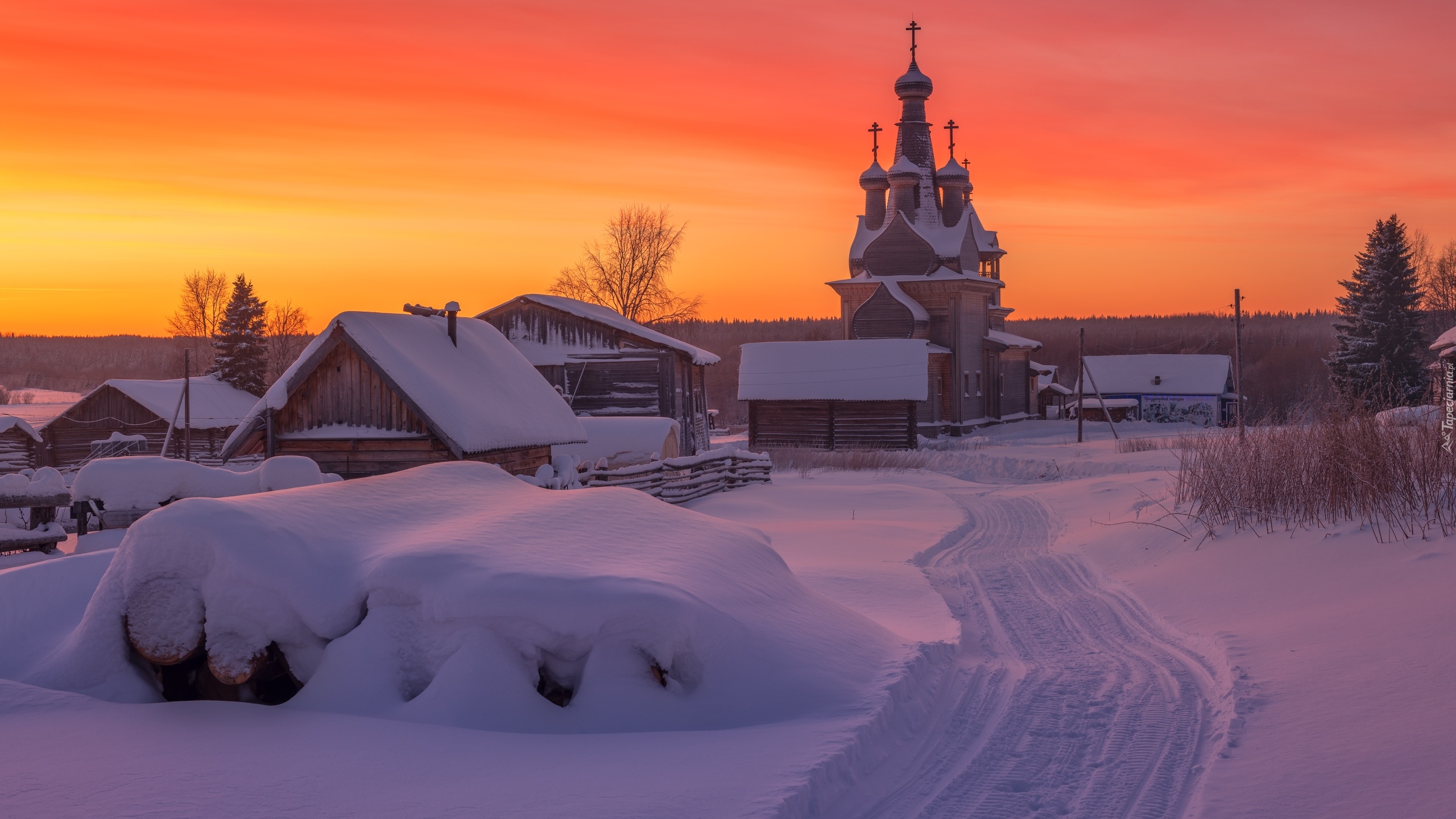 Wschód słońca, Cerkiew, Drewniane, Domy, Zima, Śnieg, Kimzha, Region archangielski, Rosja