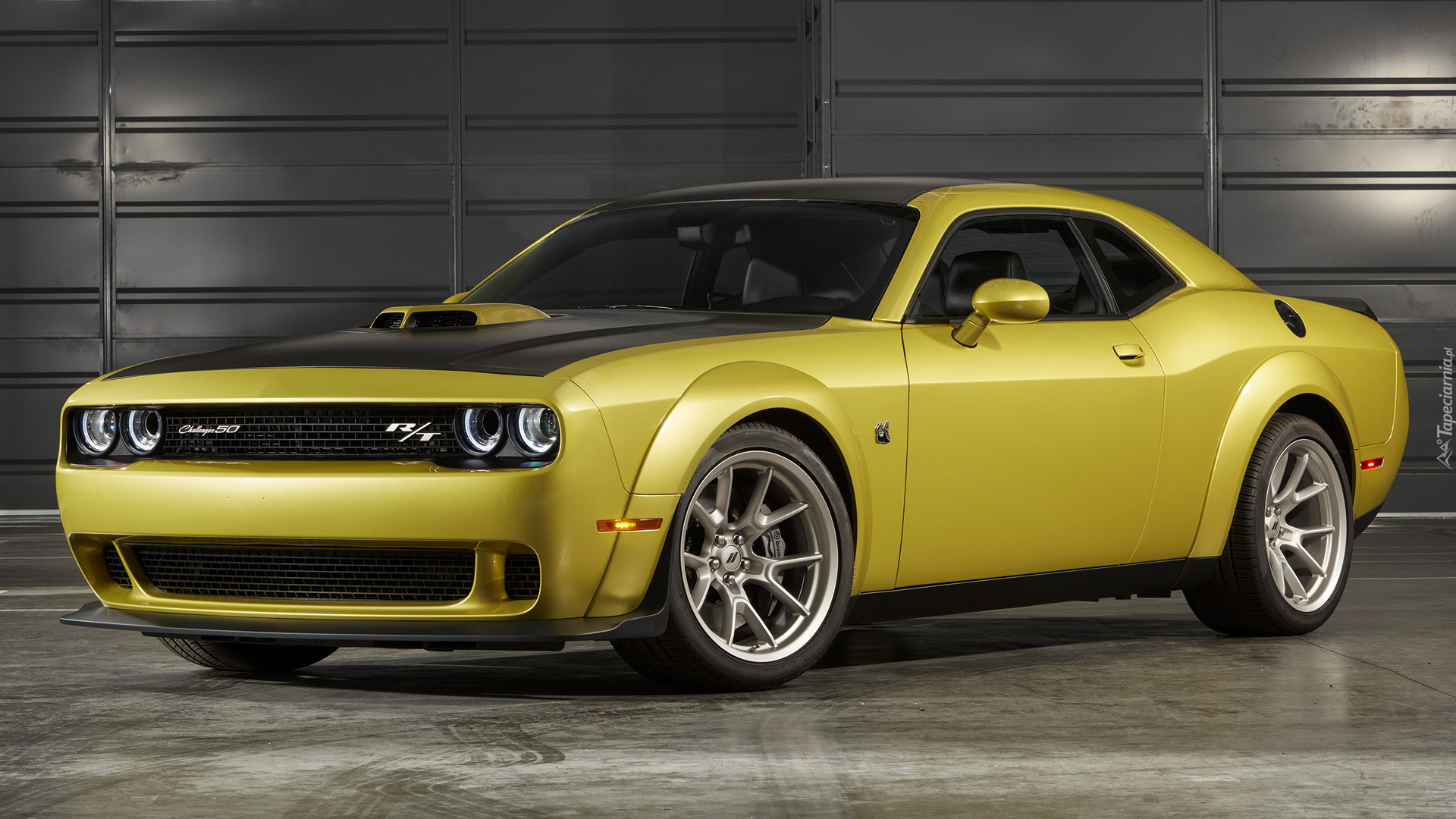Żółty, Dodge Challenger RT