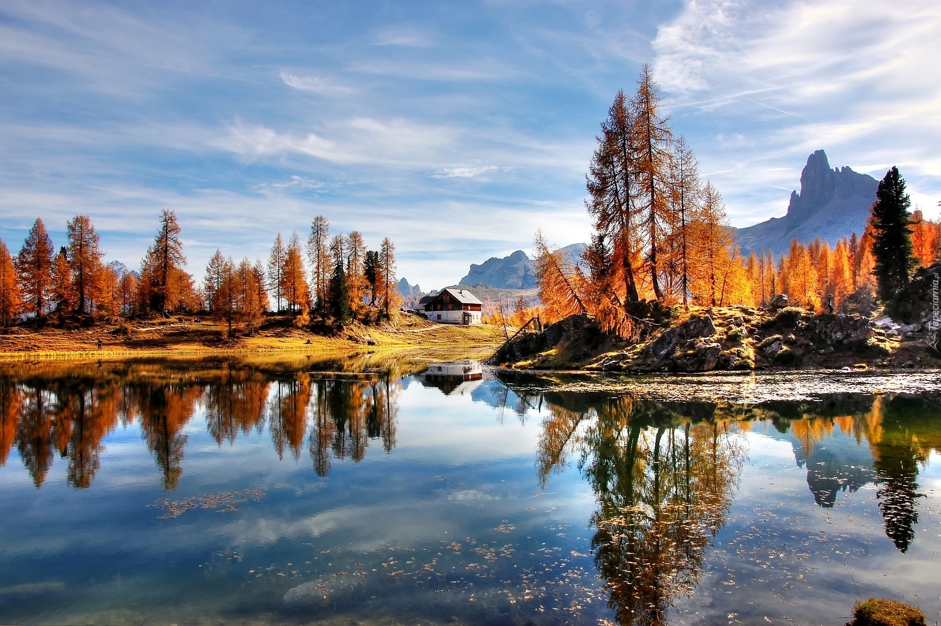 Jesień, Góry, Drzewa, Jezioro, Dolomity, Włochy
