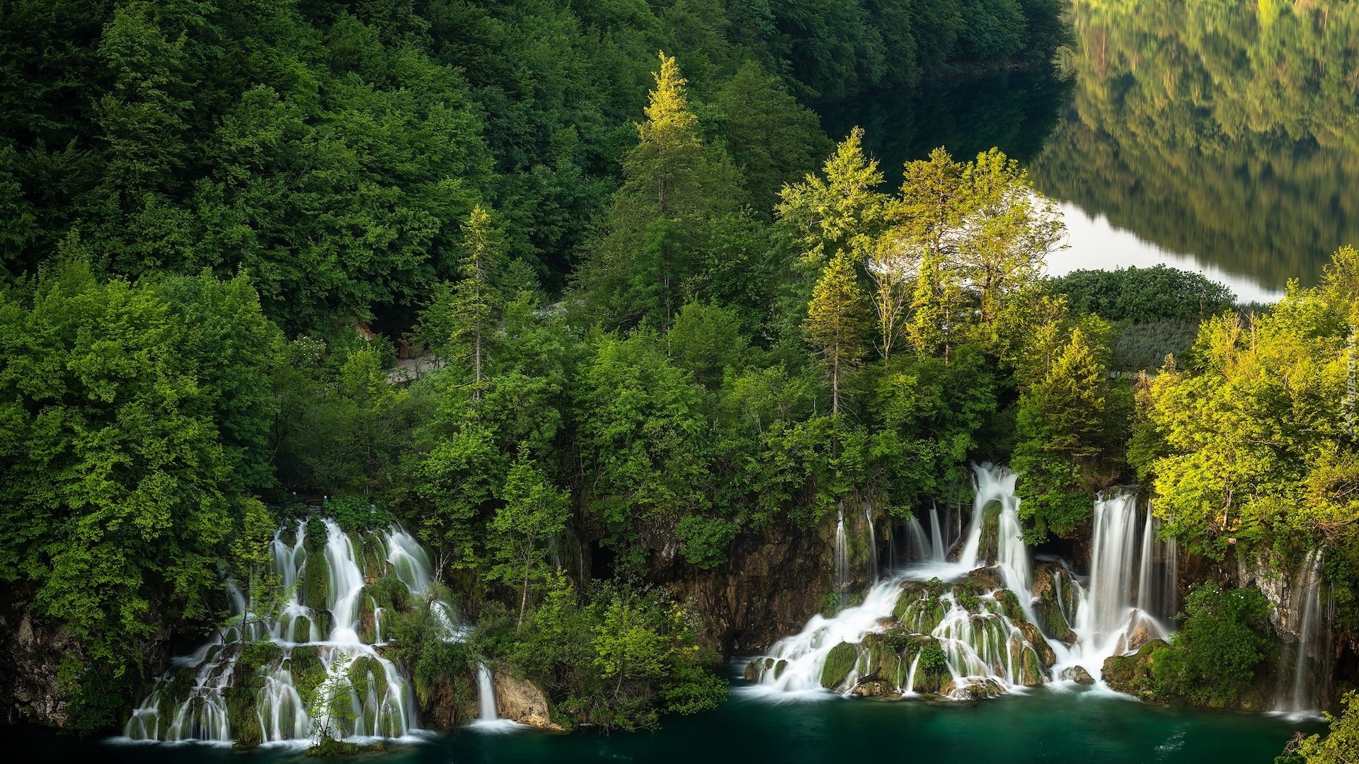 Chorwacja, Plitwice, Park Narodowy Jezior Plitwickich, Wodospady, Jezioro, Rośliny, Drzewa