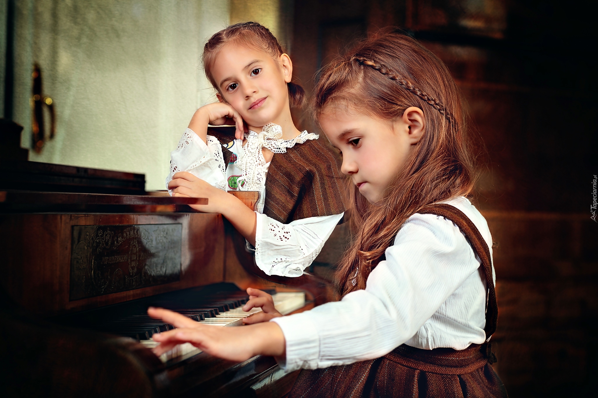 Dziewczynki, Pianino, Muzyka