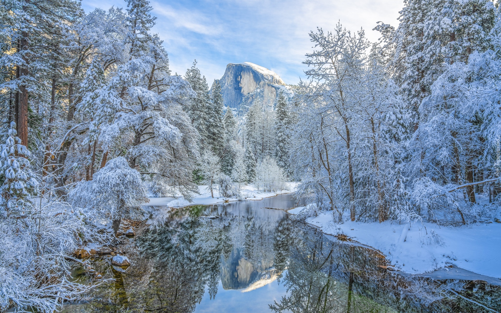 Park Narodowy Yosemite, Rzeka, Merced River, Góry, Góra Half Dome, Drzewa, Zima, Kalifornia, Stany Zjednoczone