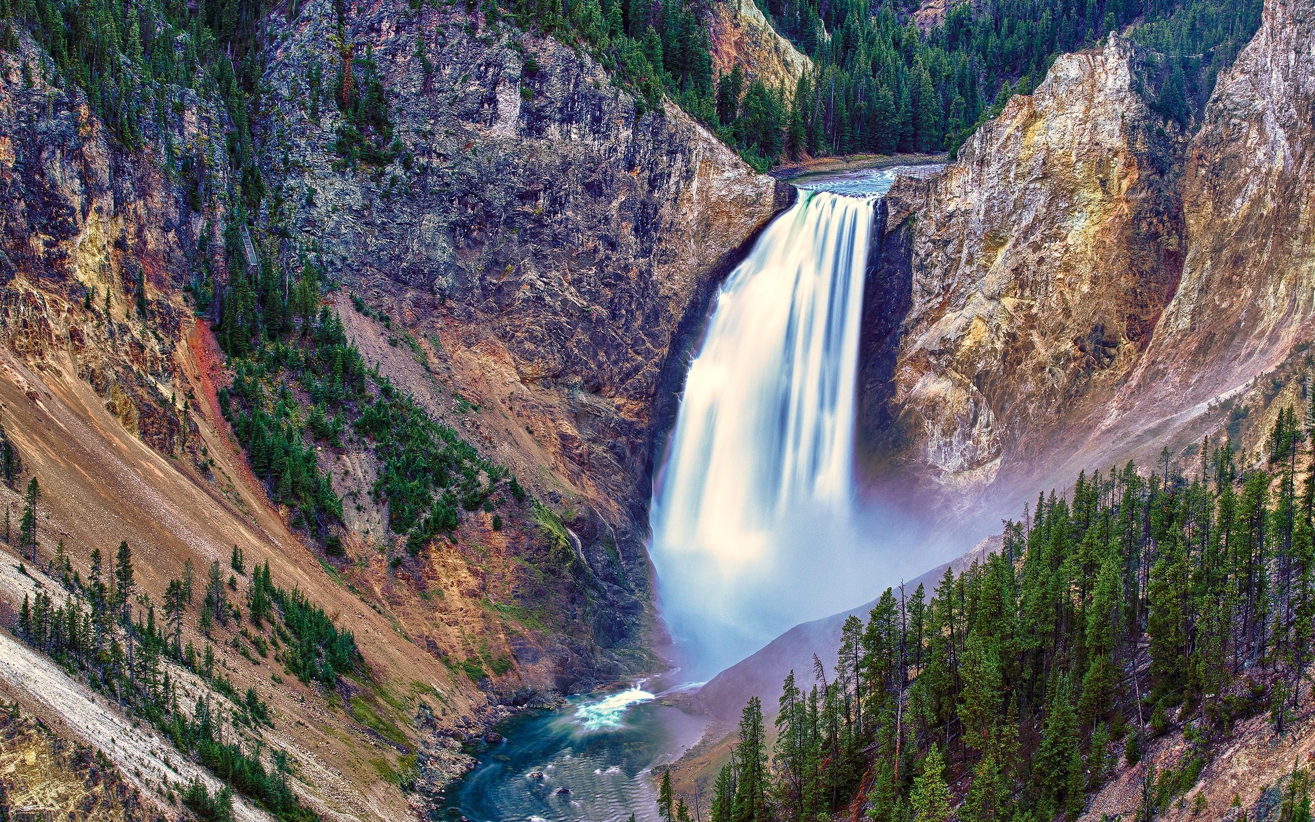 Skały, Górny, Wodospad, Upper Yellowstone River Falls, Rzeka Yellowstone, Park Narodowy Yellowstone, Drzewa, Stan Wyoming, Stany Zjednoczone