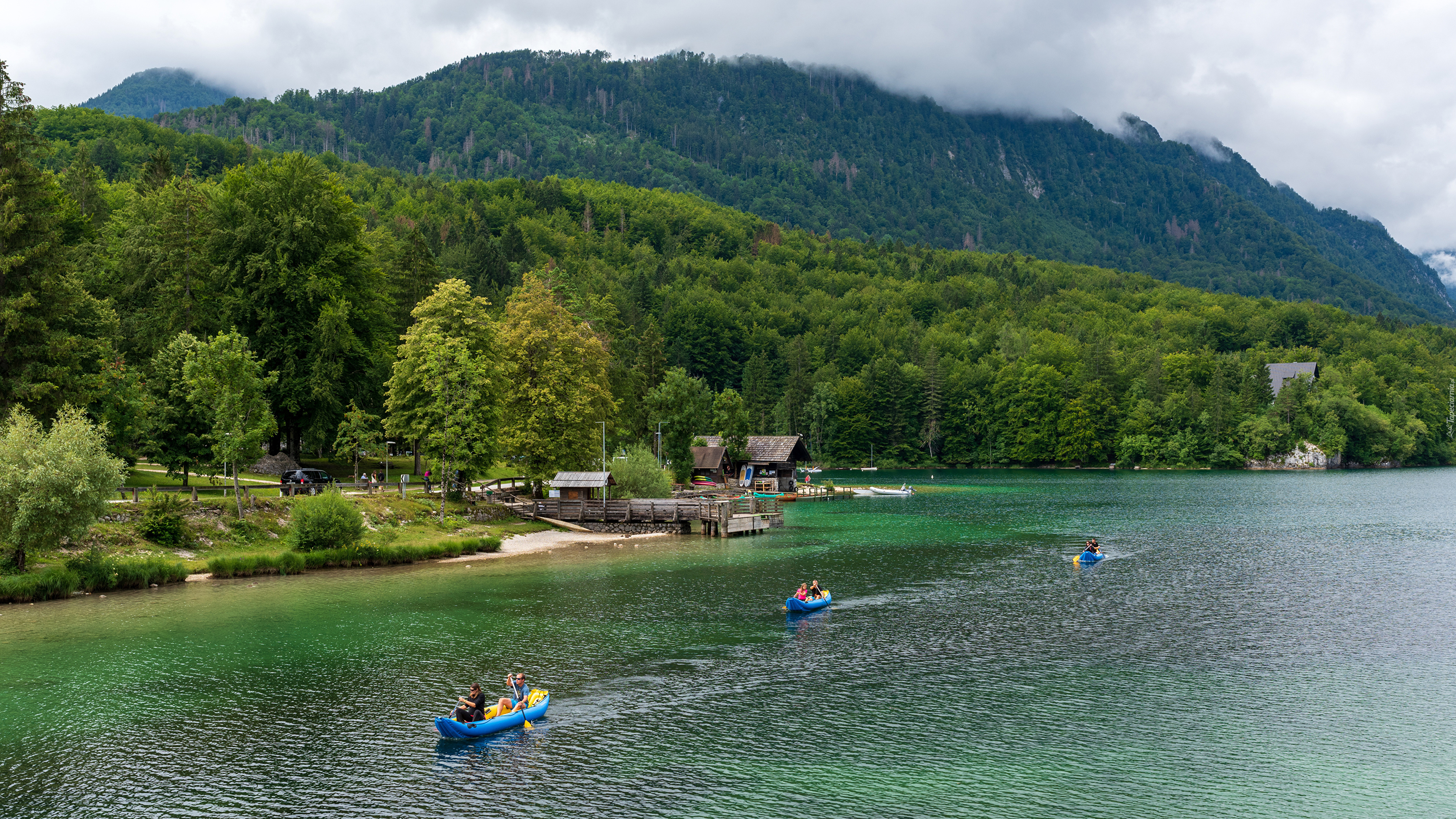Słowenia, Jezioro Bohinjsko, Kajaki, Przystań, Lasy, Góry, Triglavski Park Narodowy