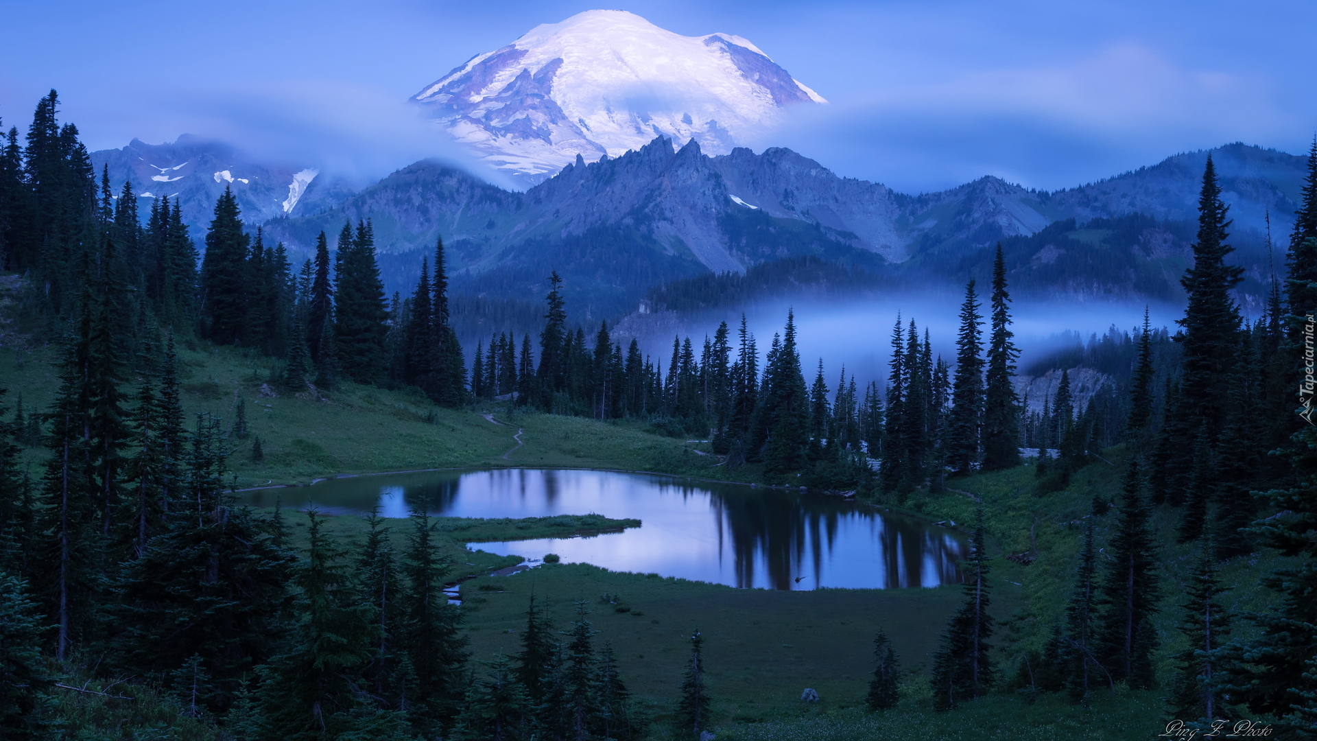 Park Narodowy Mount Rainier, Góry, Stratowulkan Mount Rainier, Drzewa, Jezioro Tipsoo, Mgła, Stan Waszyngton, Stany Zjednoczone