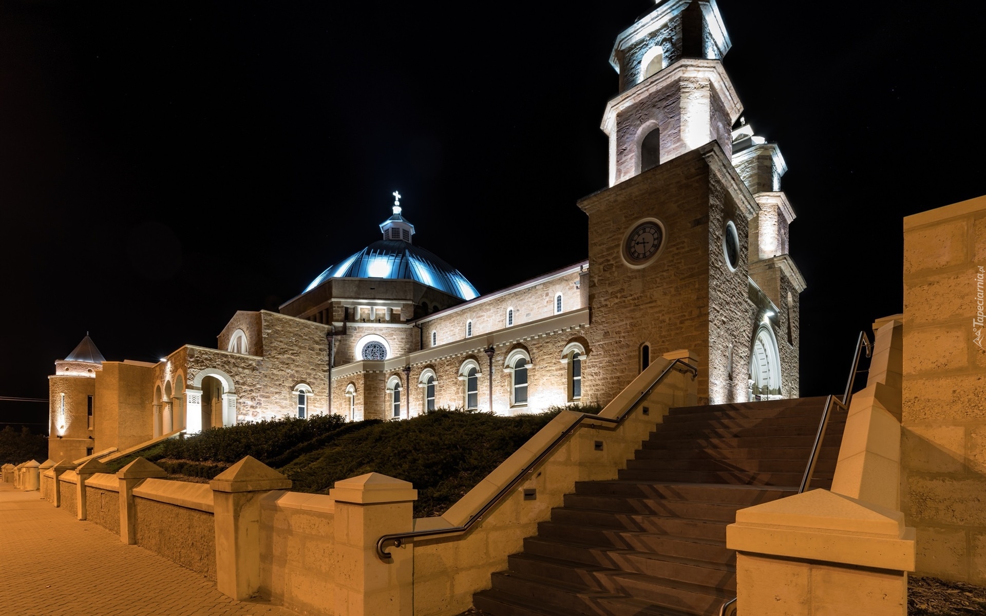Katedra św Franciszka Ksawerego, Noc, Światła, Geraldton, Australia