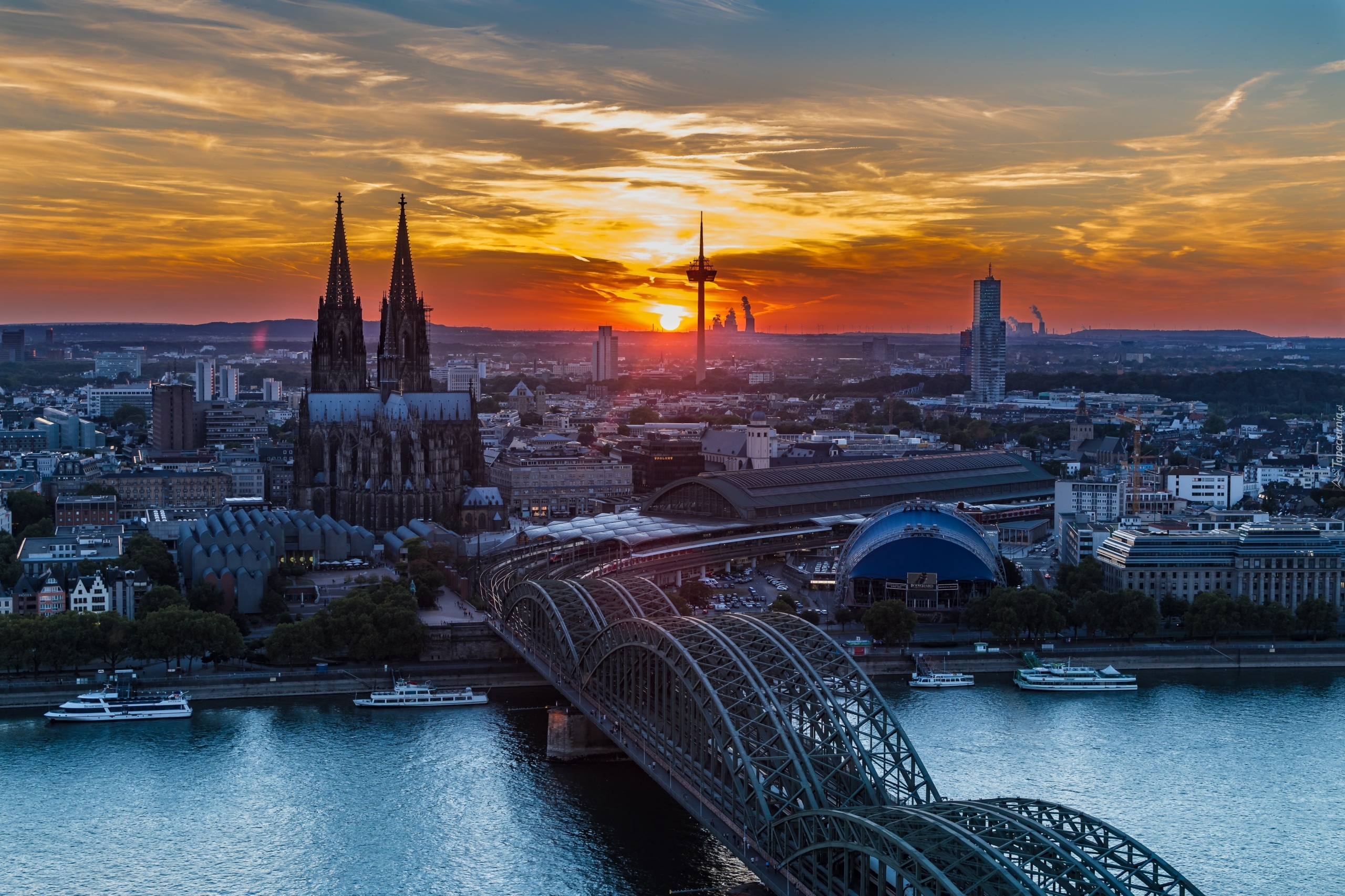 Rzeka Ren, Most Hohenzollernów, Katedra, Wschód słońca, Kolonia, Niemcy