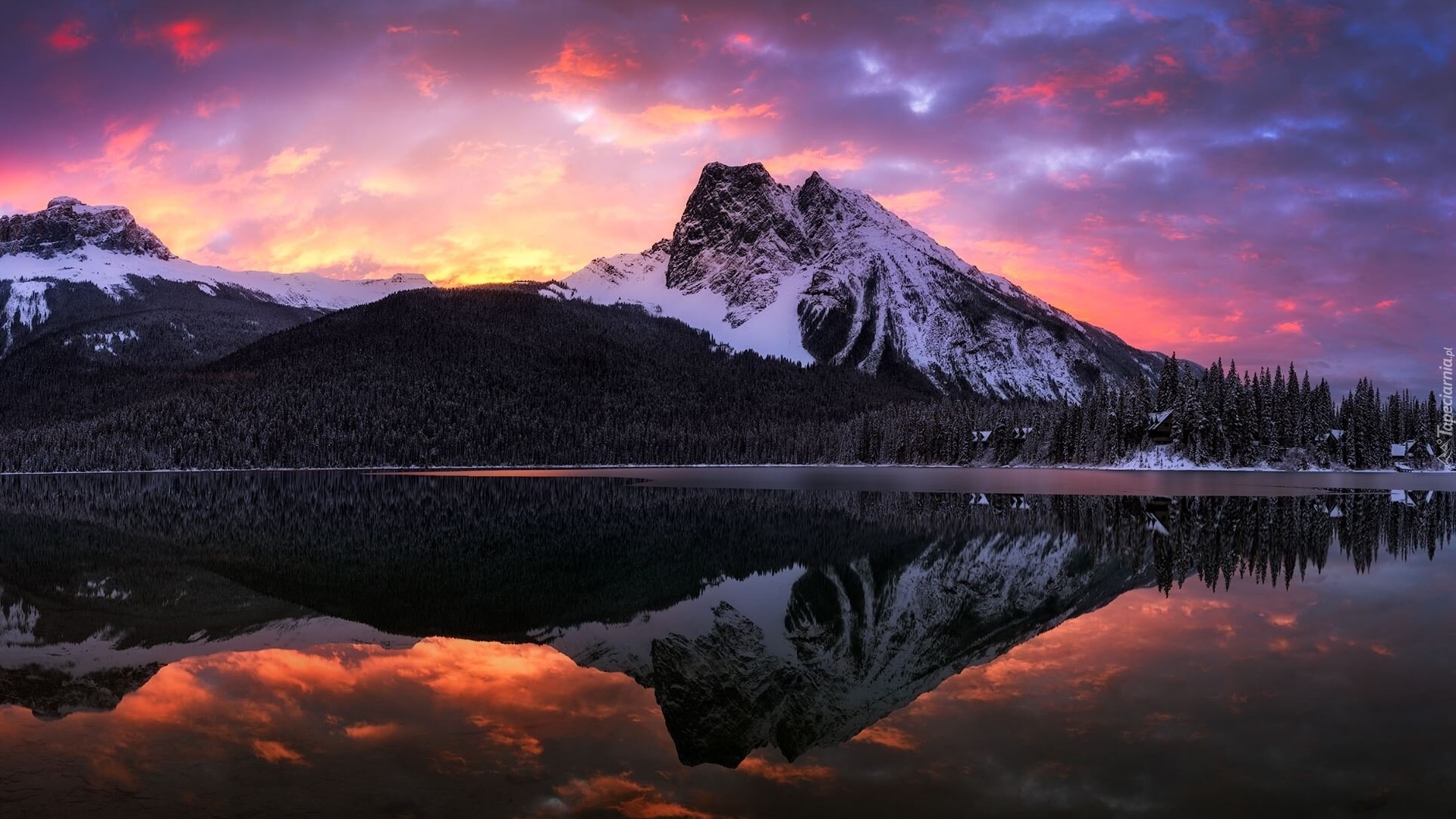 Góry, Jezioro, Emerald Lake, Las, Drzewa, Chmury, Zachód słońca, Park Narodowy Yoho, Kolumbia Brytyjska, Kanada