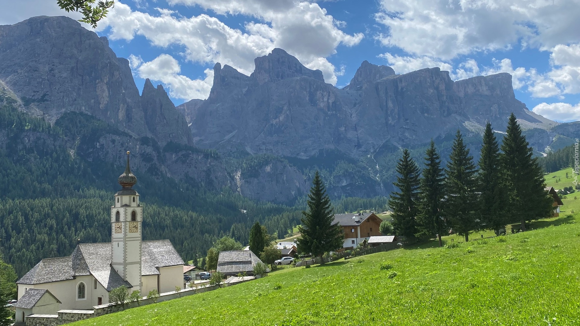Kościół, Wioska, Calfusch, Drzewa, Góry, Dolomity, Włochy