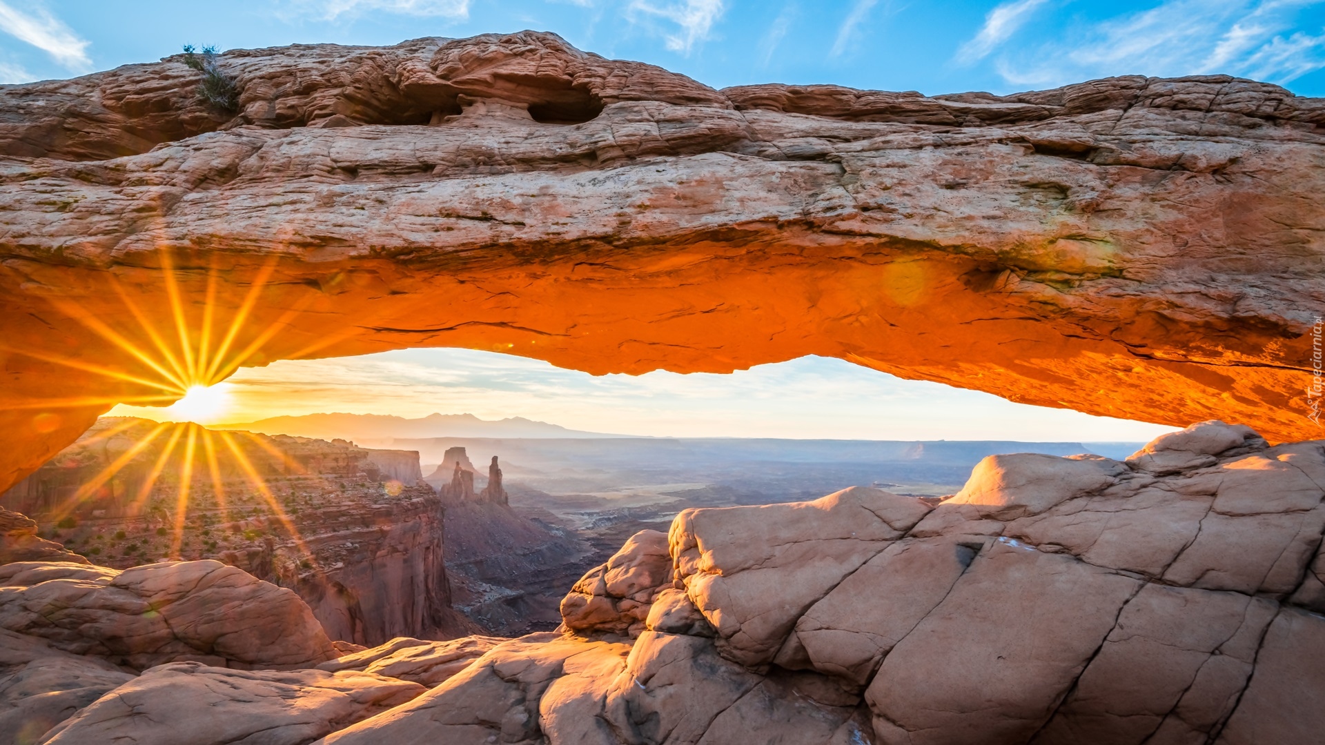 Kanion, Skała, Promienie słońca, Park Narodowy Canyonlands, Stan Utah, Stany Zjednoczone