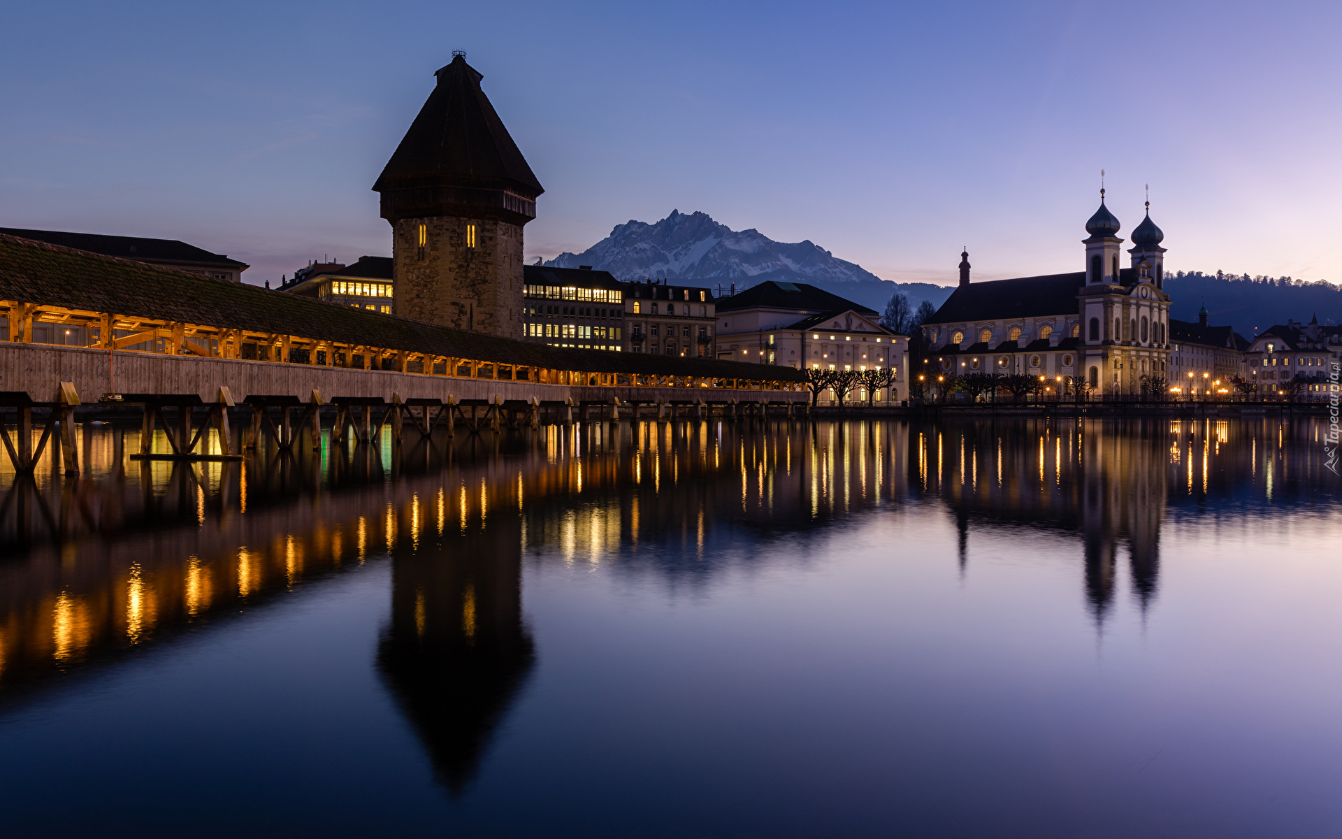 Szwajcaria, Lucerna, Most Kapellbrucke, Rzeka Reuss, Góry