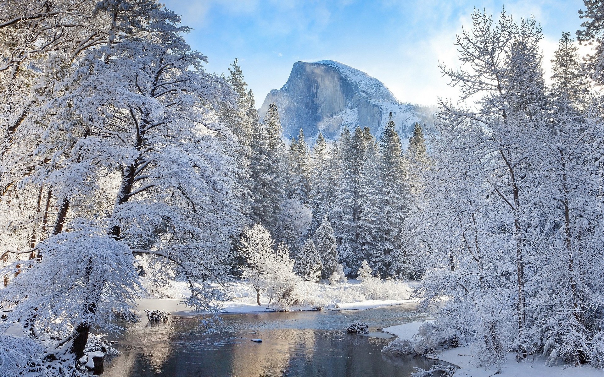 Stany Zjednoczone, Kalifornia, Park Narodowy Yosemite, Góry Sierra Nevada, Szczyt El Capitan, Rzeka Merced River, Oszronione, Drzewa, Zima