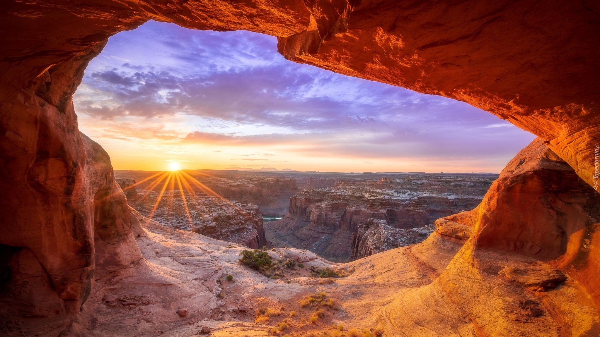 Park Narodowy Canyonlands, Kanion, Skały, Łuk skalny, Promienie słońca, Stan Utah, Stany Zjednoczone